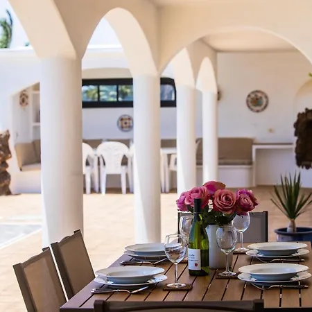Typical Canarian Stye Villa Playa Blanca (Lanzarote)