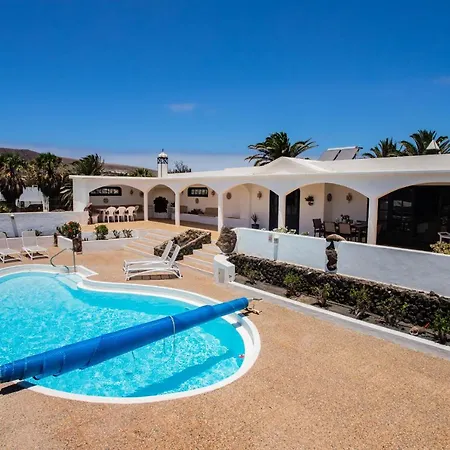 Villa Typical Canarian Stye Playa Blanca (Lanzarote)